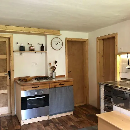 Vikendica House Franc *